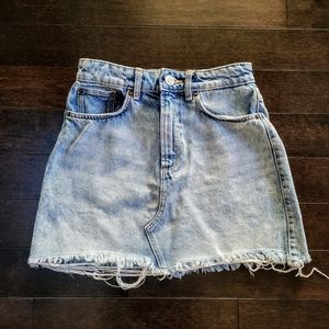 Zara frayed denim skirt size xs (24 waist)